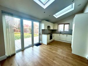 Photo 25- click for photo gallery